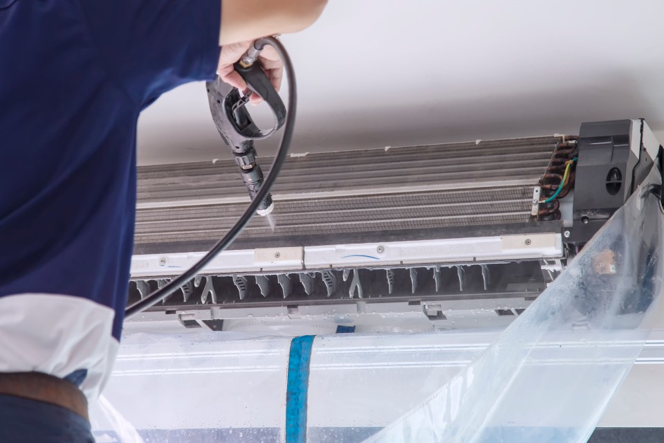 AdobeStock_285072274-960x640